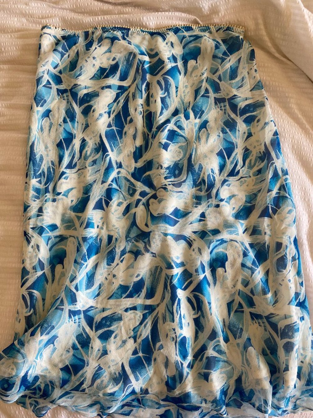 blue white print silk chiffon Diane von Furstenberg midi skirt